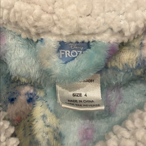 Frozen Bath Robe - Picture 2 of 4